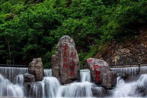杨紫的未修图素颜,让我看见了人间真实